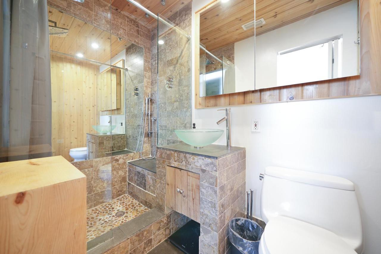 Large & Bright Sleep Up To 8 Only 2Min From Ocean! Lejlighed Miami Beach Eksteriør billede